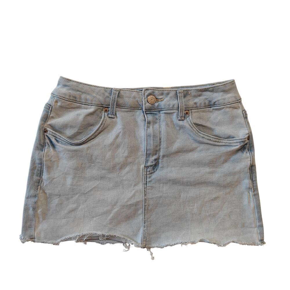 Refuge Light Wash Denim Mini Skirt Frayed Hem Y2K Size M